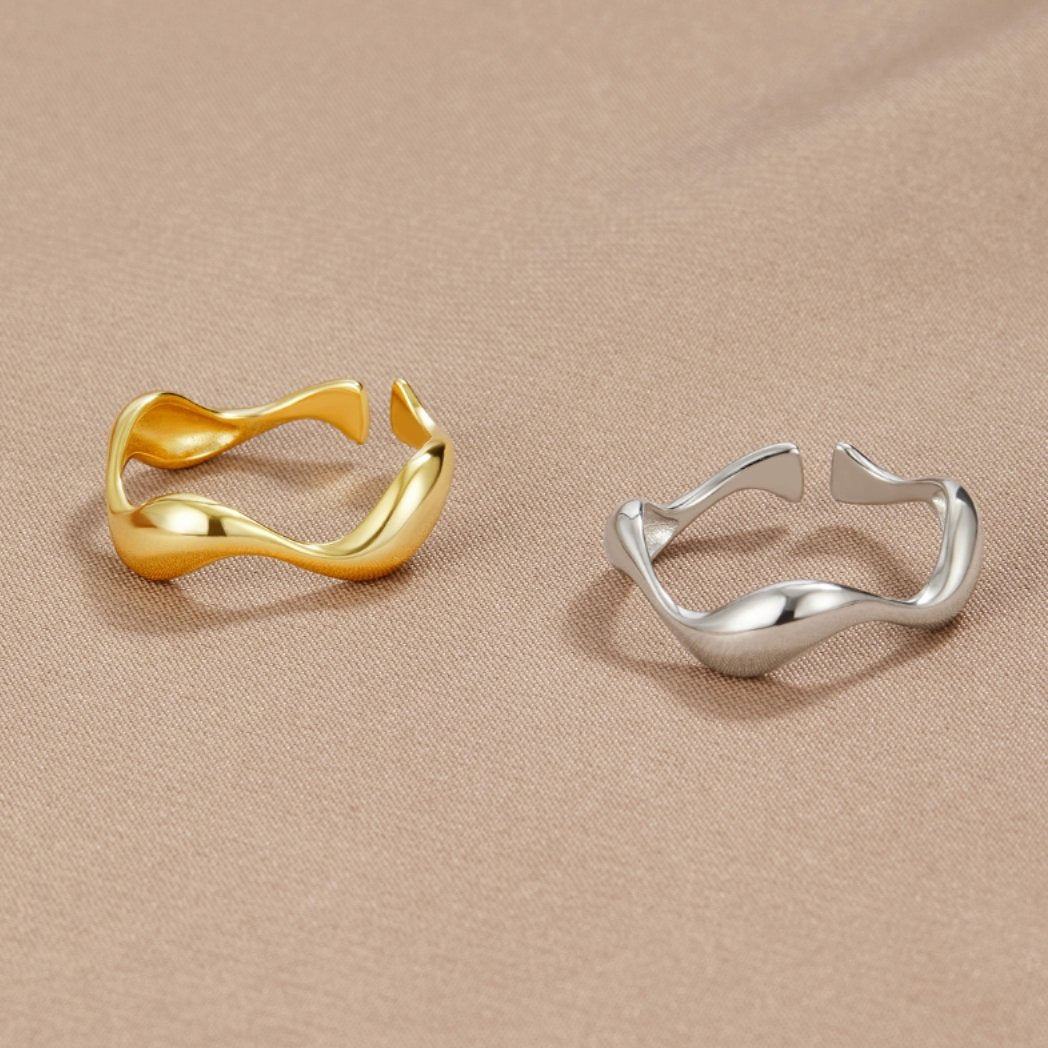 Naomi - Anillo de Onda Dorado 18k
