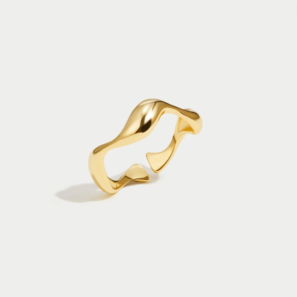 Naomi - Anillo de Onda Dorado 18k