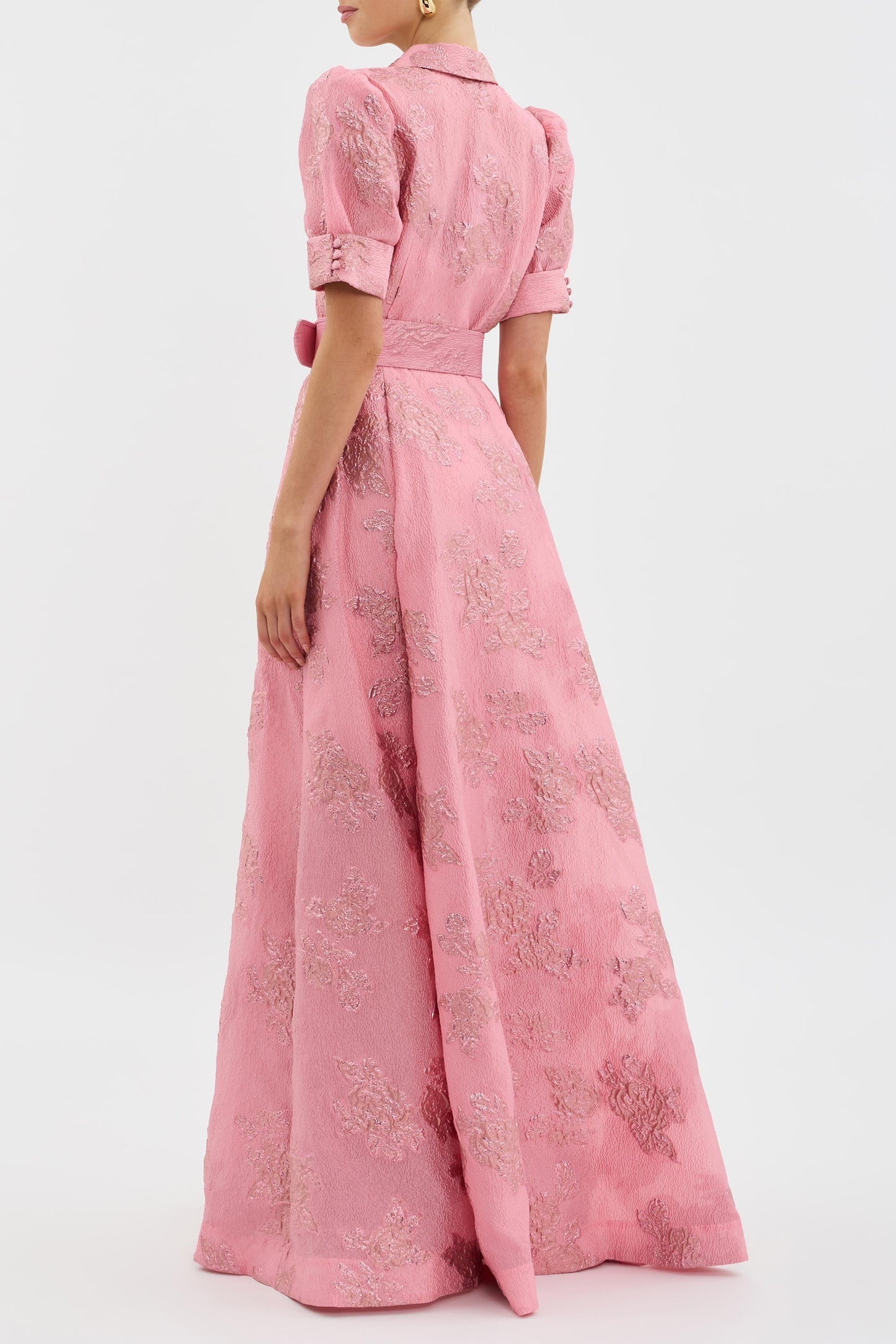 Mía – Vestido Corto con Mangas Abullonadas