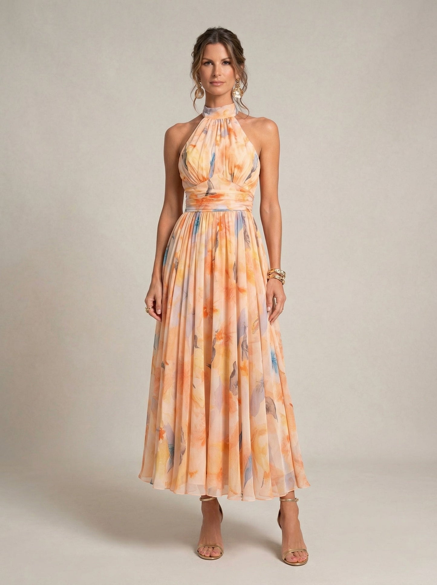 Diana – Vestido de Cuello Halter con Estampado Acuarela