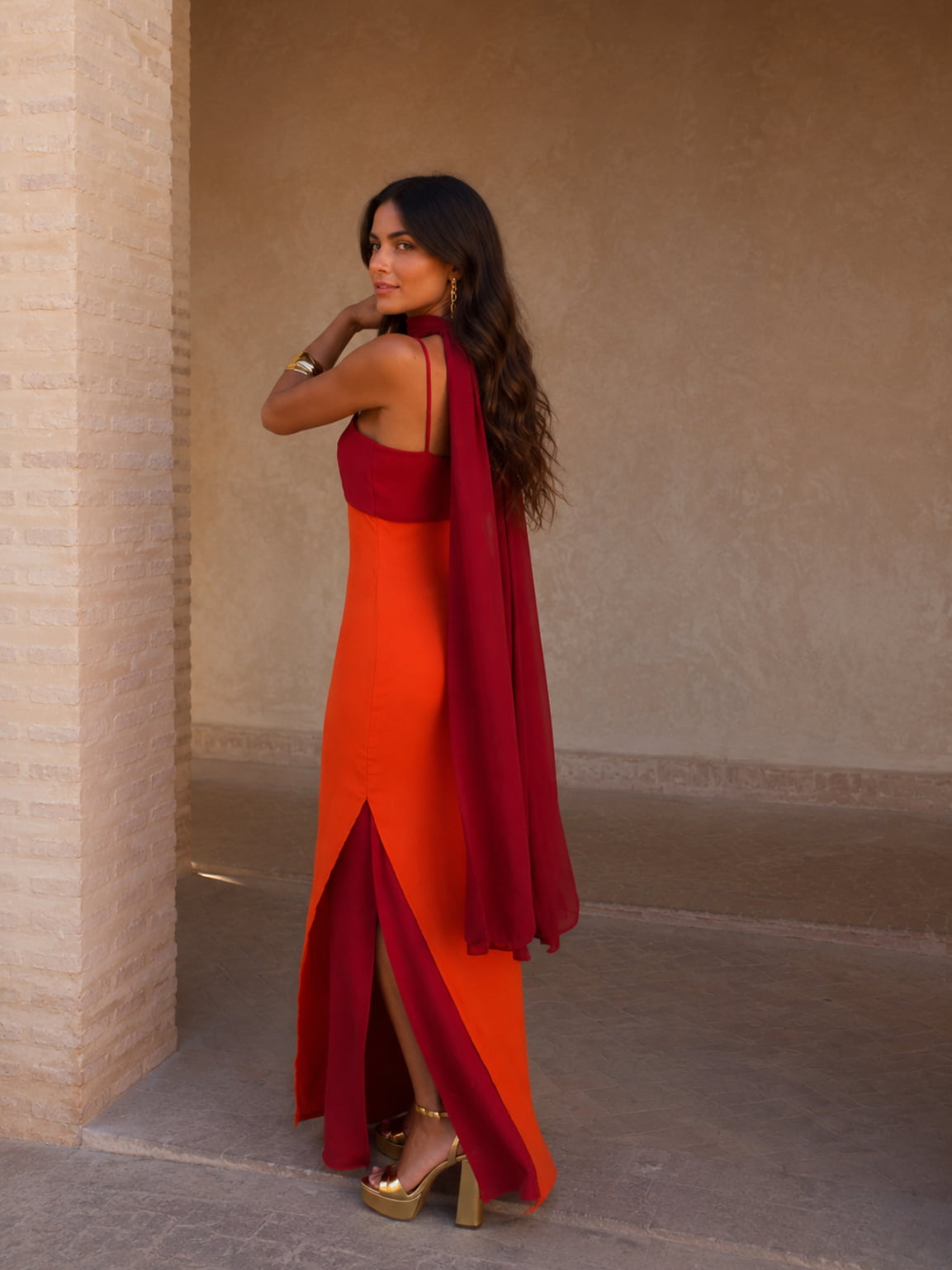 Adriana – Vestido Largo Drapeado Bicolor
