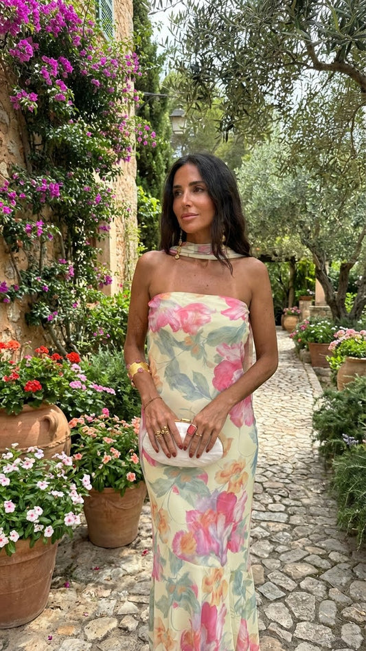 Pilar – Vestido Largo Strapless con Estampado Floral Acuarela