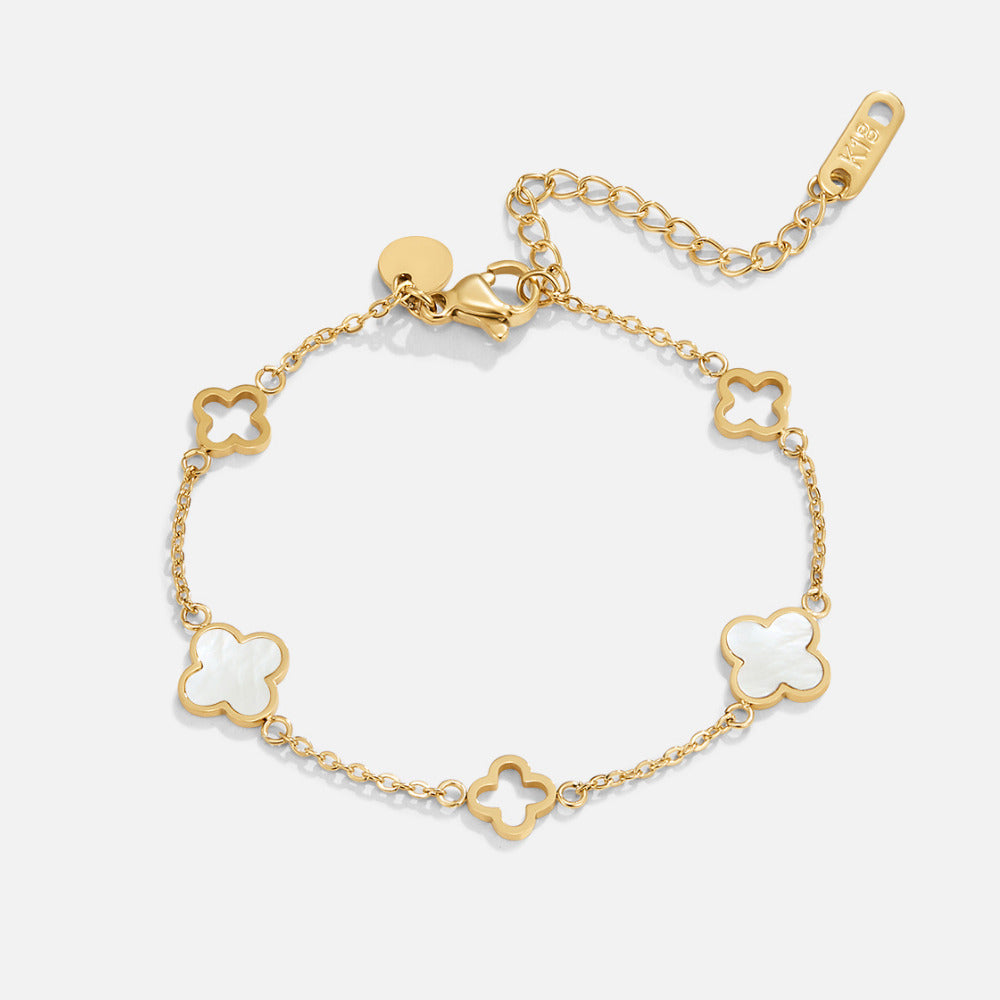Lucía - Pulsera de Trébol Dorada