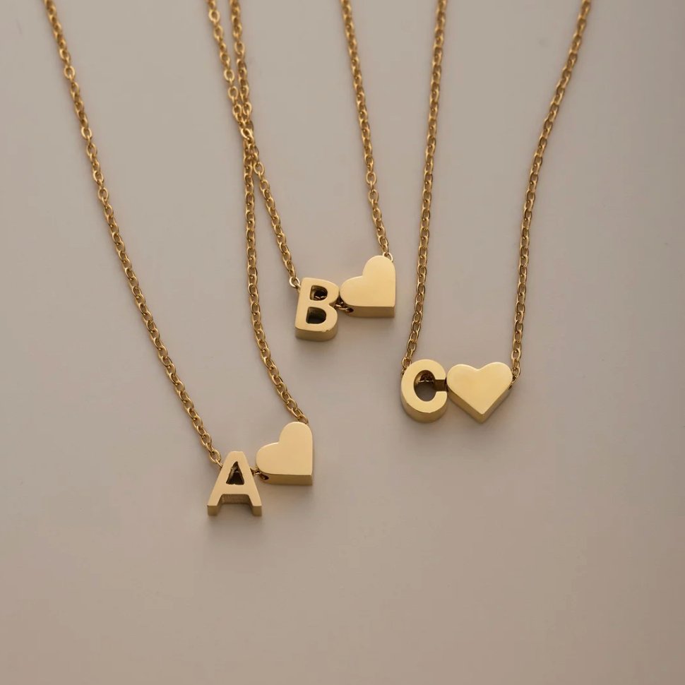 Martina - Collar de Inicial Forever Dorado
