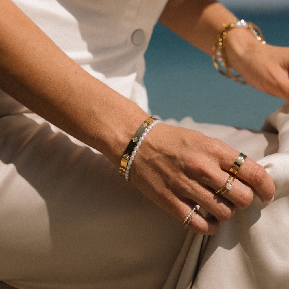 Camila - Brazalete de Trébol Dorado