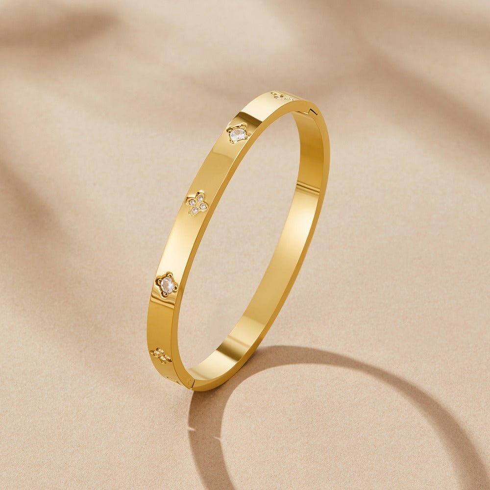 Camila - Brazalete de Trébol Dorado