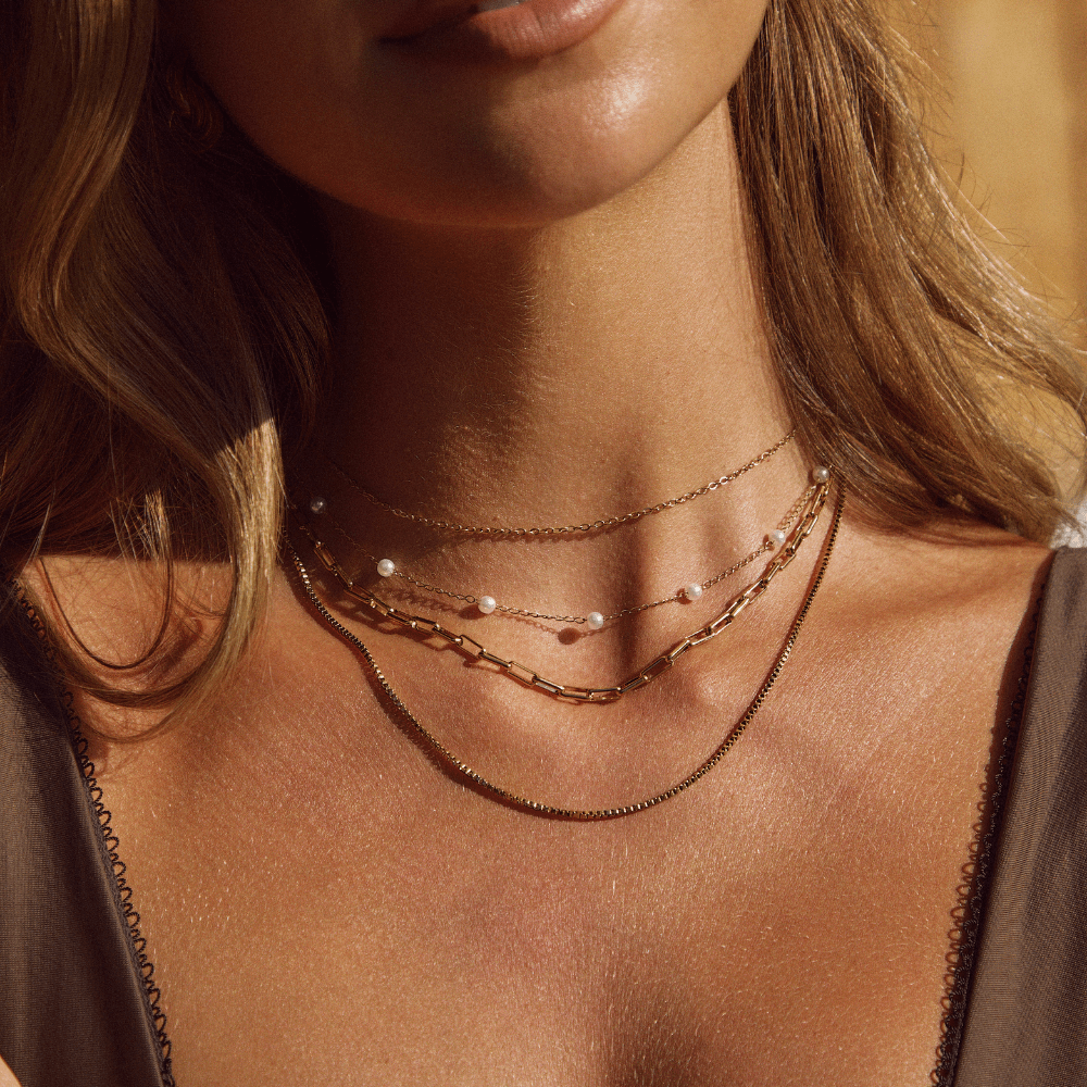 Lourdes - Collar de Perla Dorado 18k