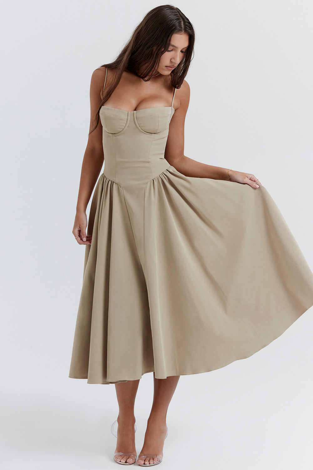 Claudia – Vestido con Corsé