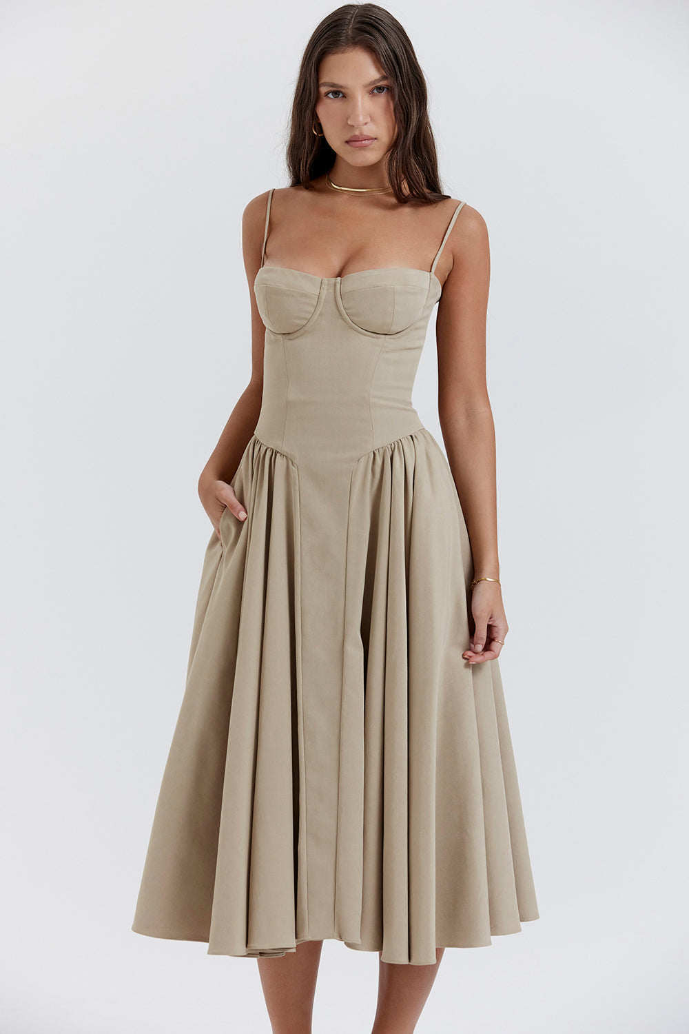 Claudia – Vestido con Corsé