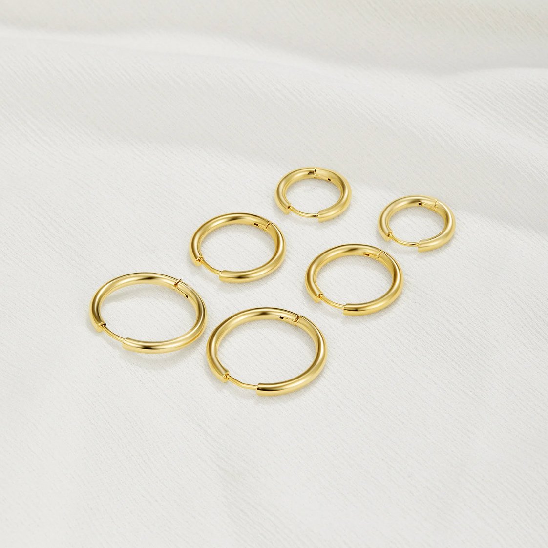 Paola - Set de Tres Argollas Doradas