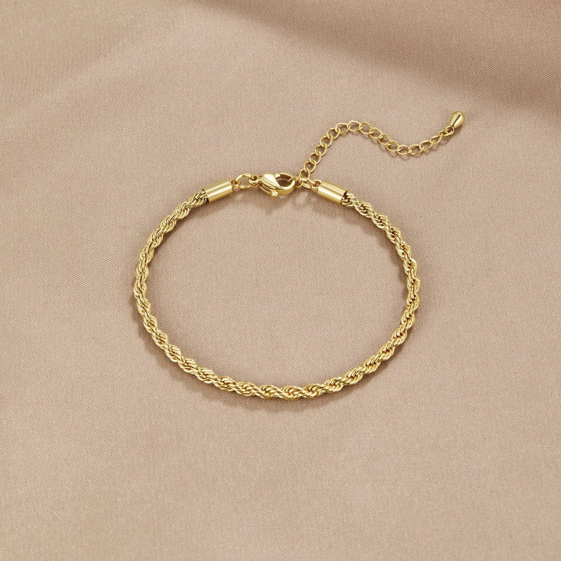 Vanessa - Pulsera Trenzada Dorada 18k
